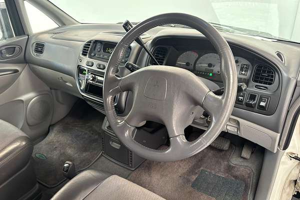 2005 Mitsubishi DELICA SPACE GEAR CHAMONIX 4WD