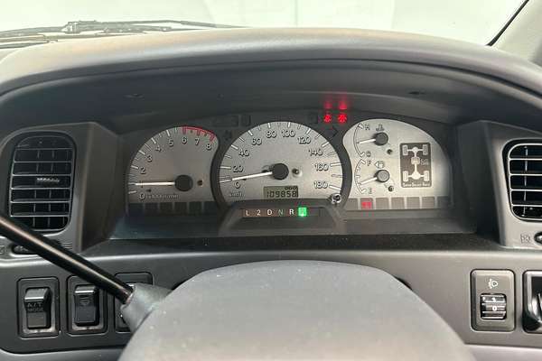 2005 Mitsubishi DELICA SPACE GEAR CHAMONIX 4WD