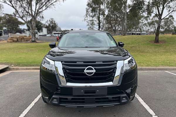 2024 Nissan Pathfinder ST-L R53