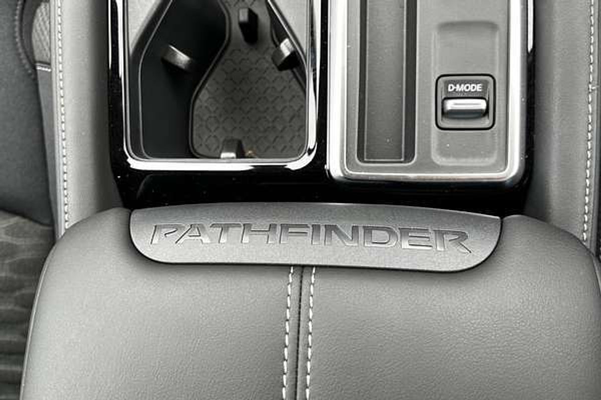 2024 Nissan Pathfinder ST-L R53