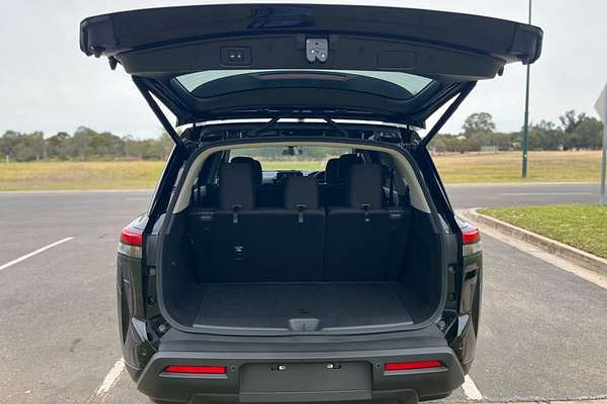 2024 Nissan Pathfinder ST-L R53
