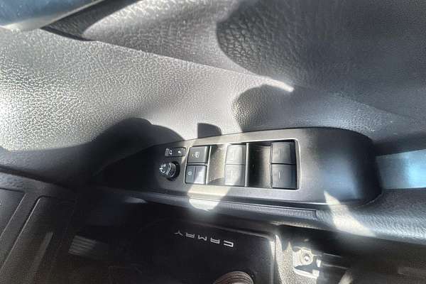 2022 Toyota Camry Ascent Sport AXVH70R