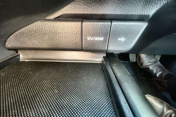 2022 Toyota Camry Ascent Sport AXVH70R