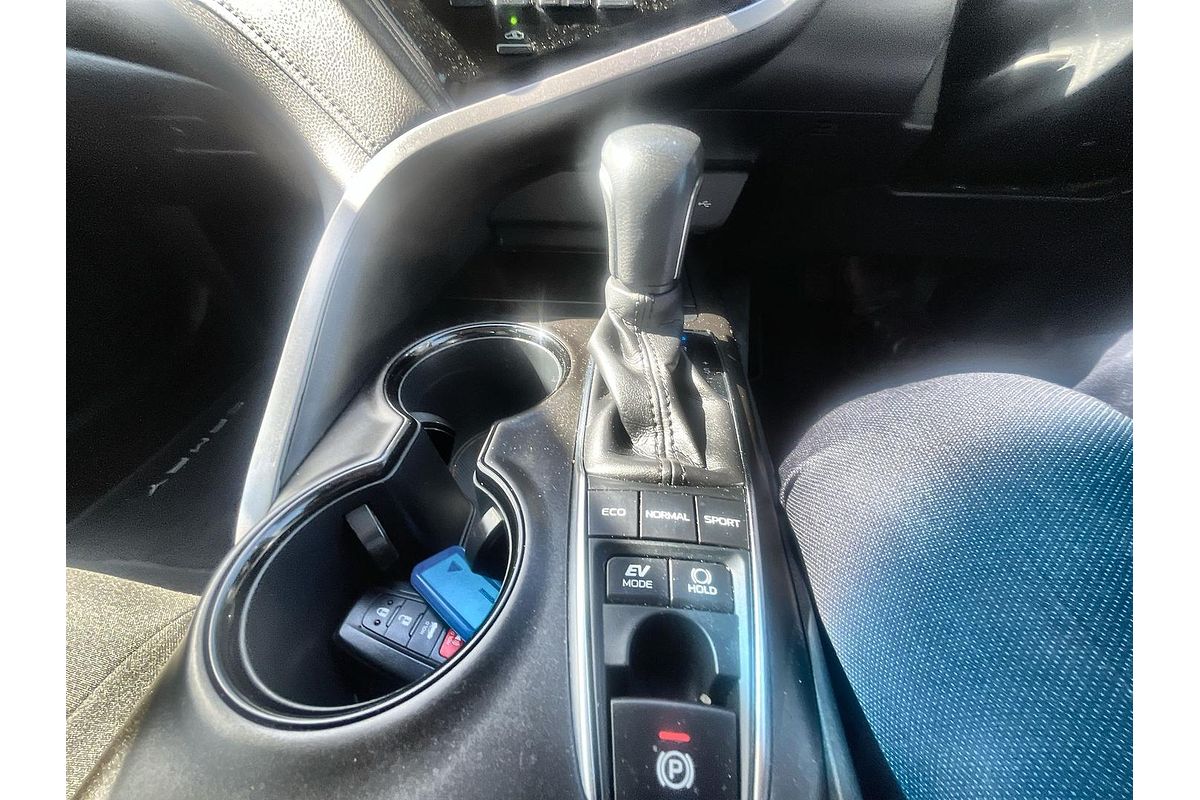 2022 Toyota Camry Ascent Sport AXVH70R