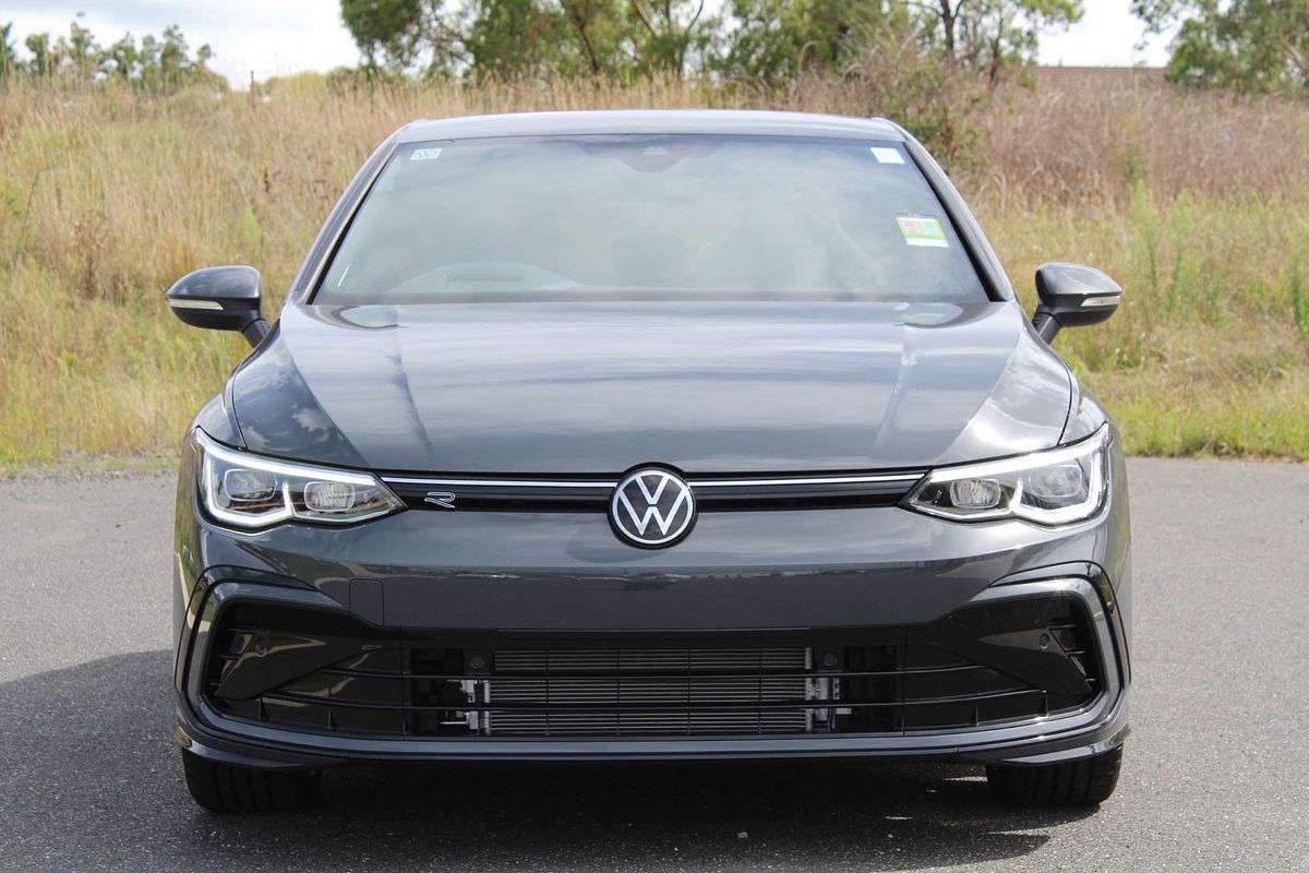2024 Volkswagen Golf 110TSI R-Line 8