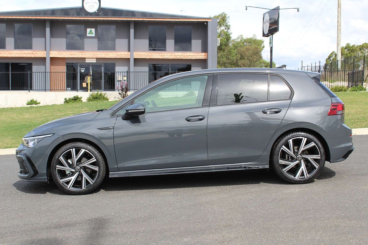 2024 Volkswagen Golf 110TSI R-Line 8