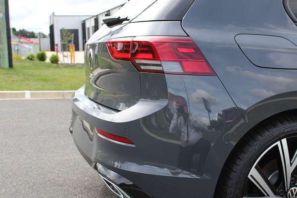 2024 Volkswagen Golf 110TSI R-Line 8