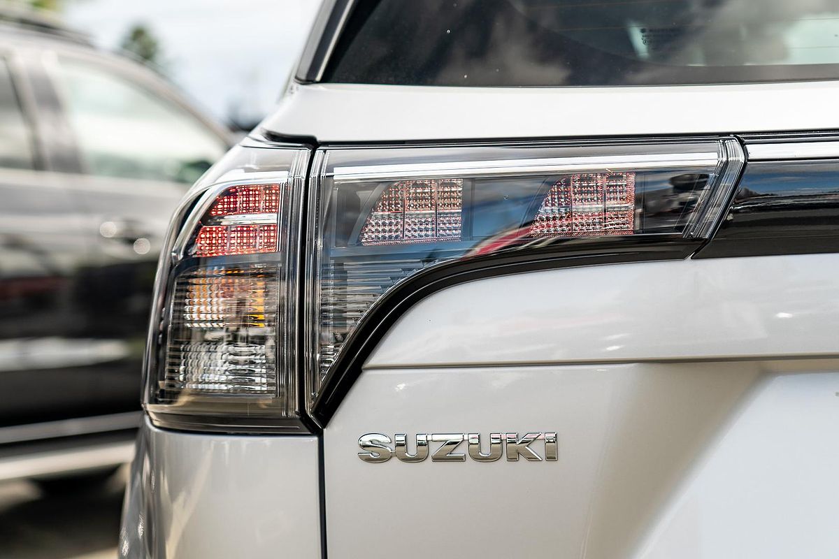 2023 Suzuki S-Cross ALLGRIP Prestige JYB