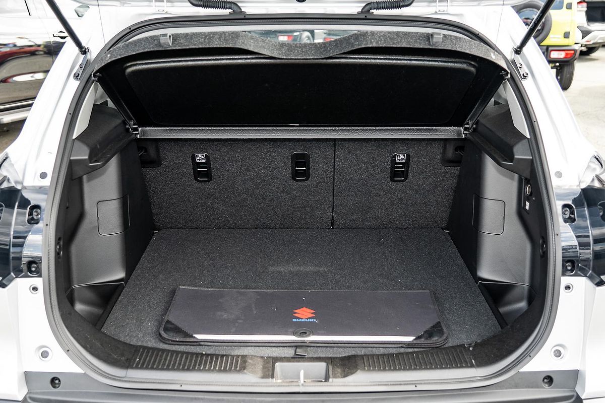 2023 Suzuki S-Cross ALLGRIP Prestige JYB