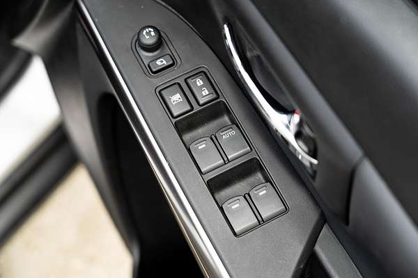 2023 Suzuki S-Cross ALLGRIP Prestige JYB