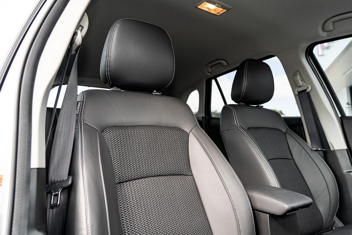 2023 Suzuki S-Cross ALLGRIP Prestige JYB