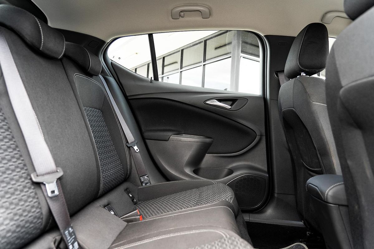 2019 Holden Astra R BK
