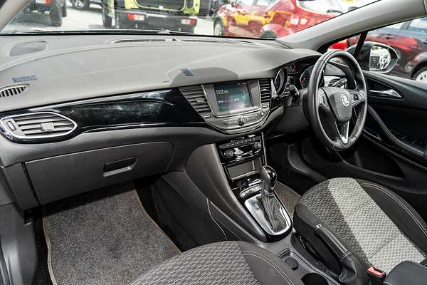 2019 Holden Astra R BK