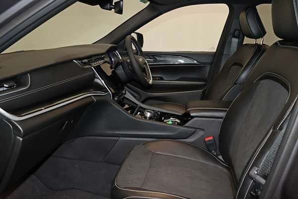 2023 Jeep Grand Cherokee Night Eagle WL