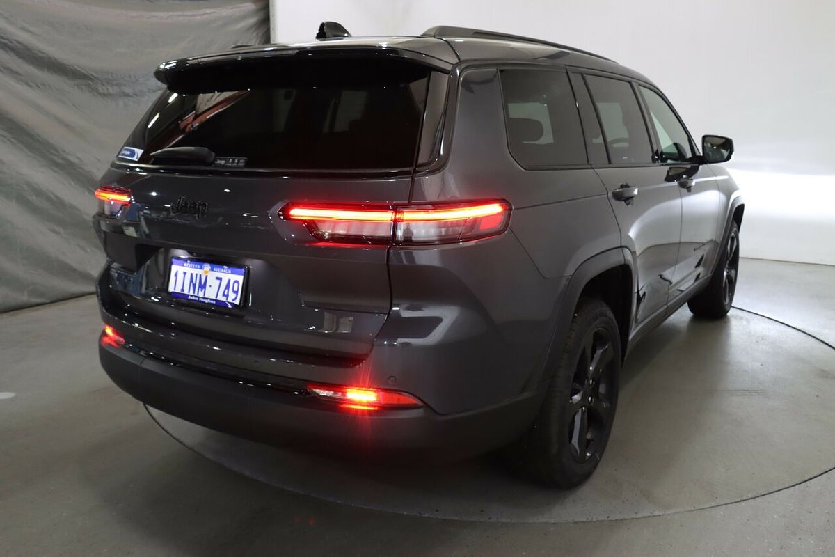2023 Jeep Grand Cherokee Night Eagle WL