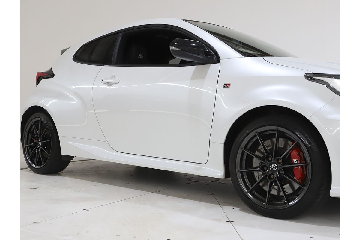 GR Yaris 1.6L Turbo Manual Hatch 8B89730 001