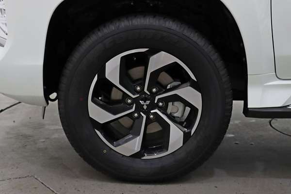 2024 Mitsubishi Pajero Sport GLS QG