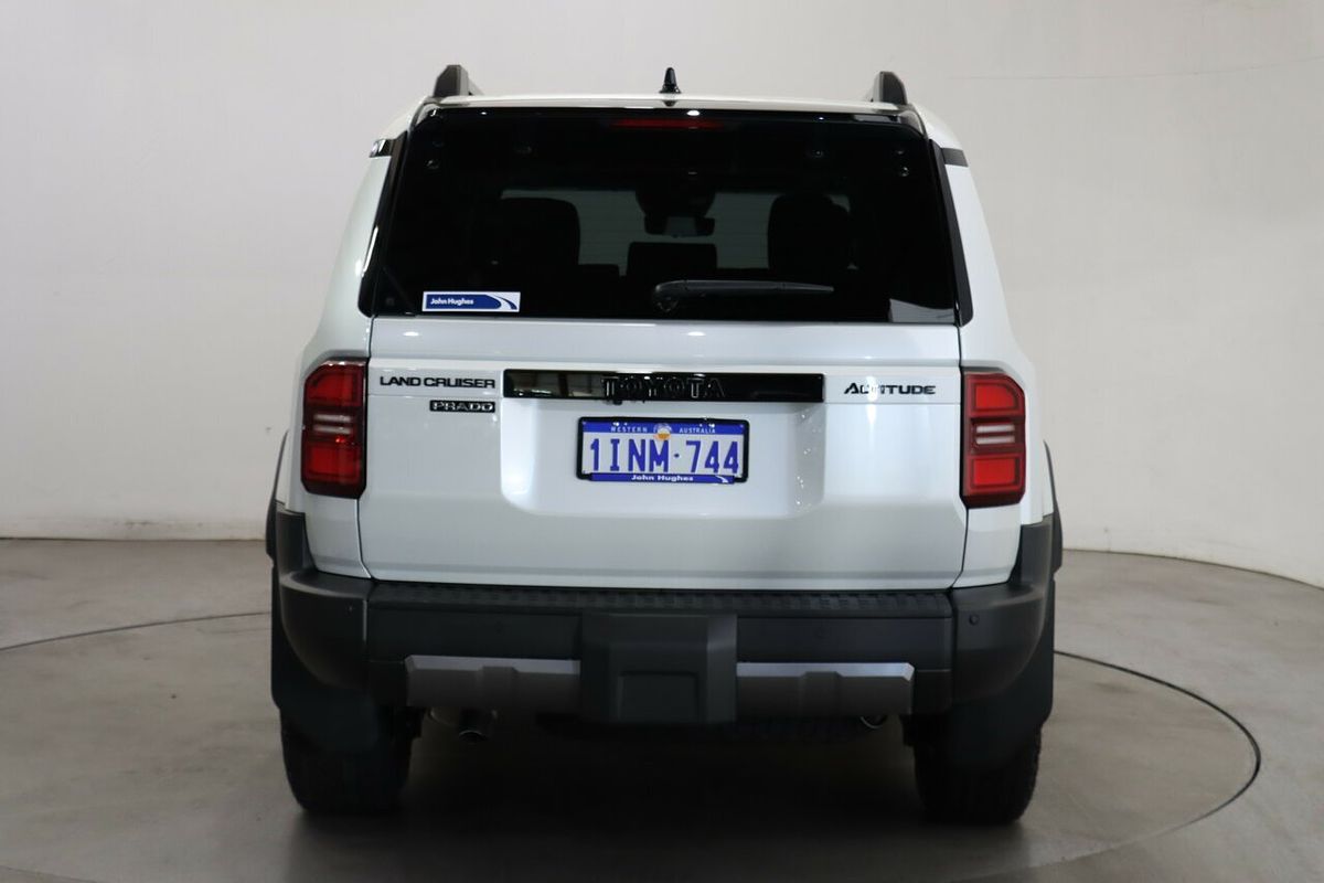 2024 Toyota Landcruiser Prado Altitude GDJ251R