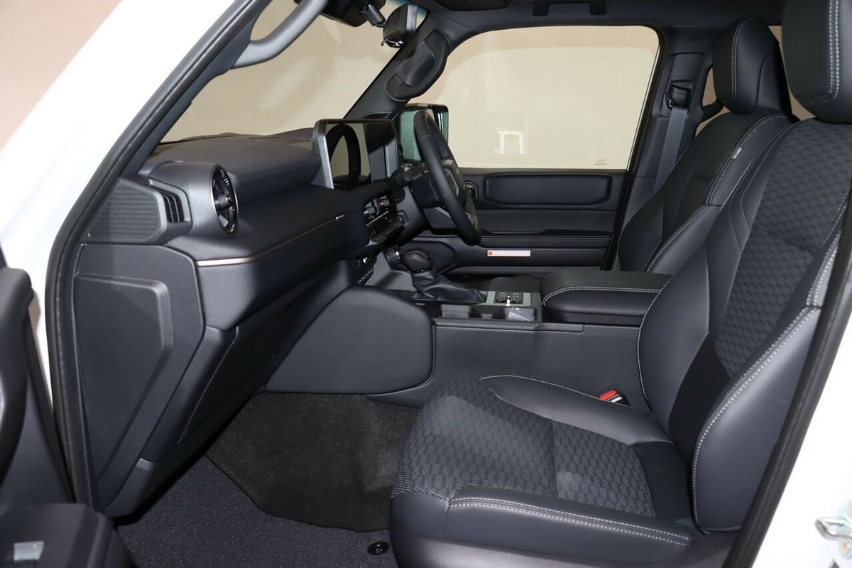 2024 Toyota Landcruiser Prado Altitude GDJ251R