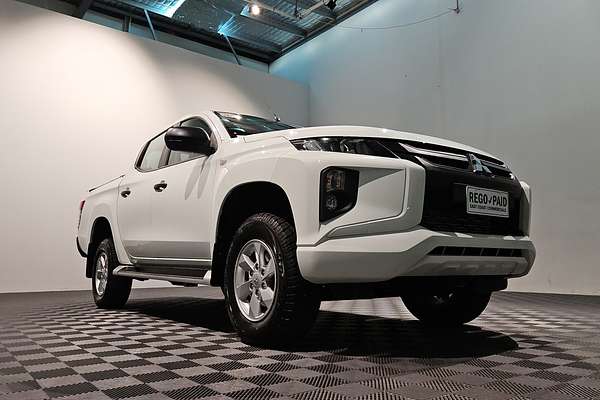 2020 Mitsubishi Triton GLX+ MR 4X4