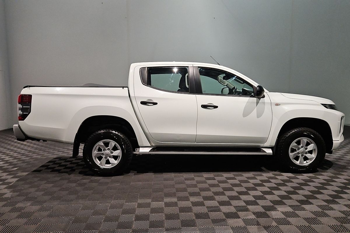2020 Mitsubishi Triton GLX+ MR 4X4