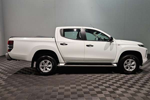 2020 Mitsubishi Triton GLX+ MR 4X4