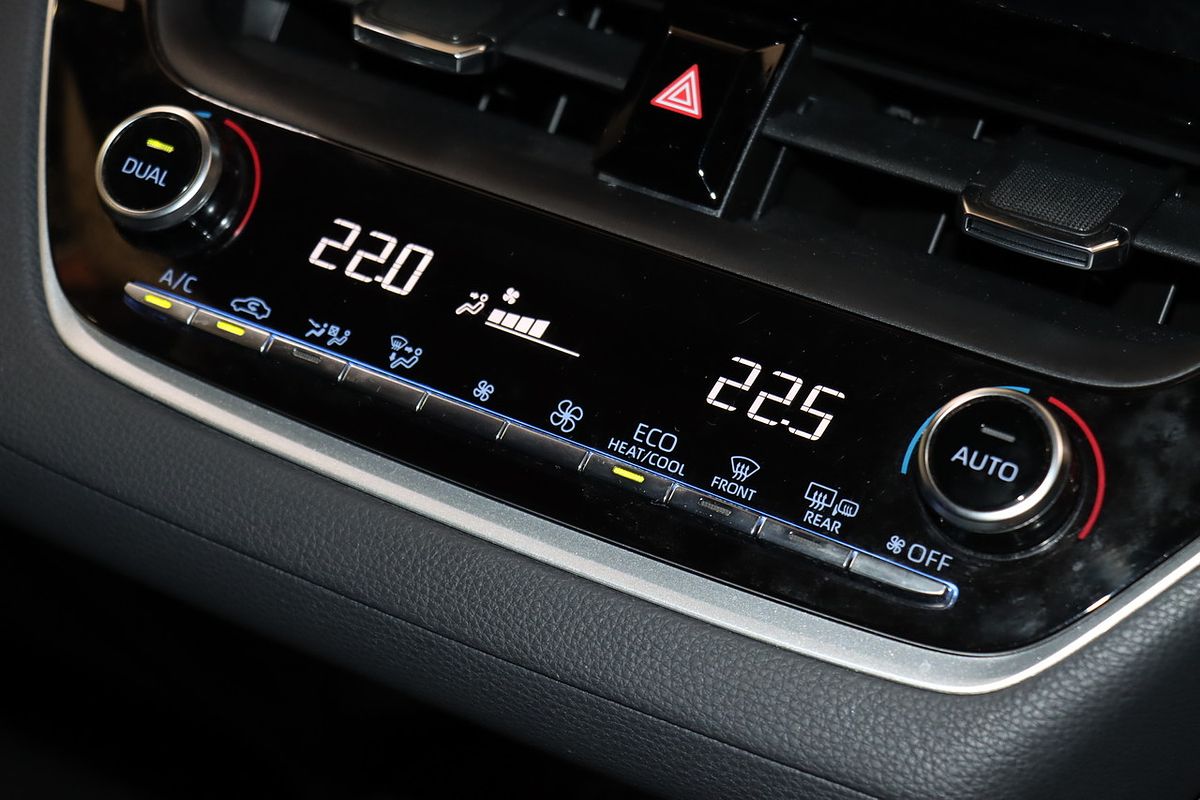 2020 Toyota Corolla Ascent Sport Hybrid ZWE211R