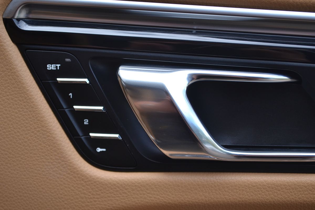 2015 Porsche Macan S Diesel 95B