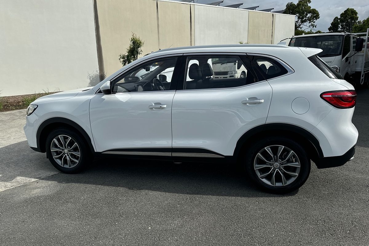 2023 MG HS Vibe SAS23
