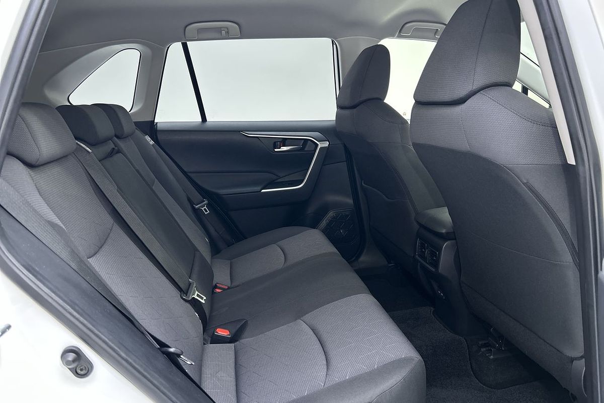 2022 Toyota RAV4 GXL MXAA52R