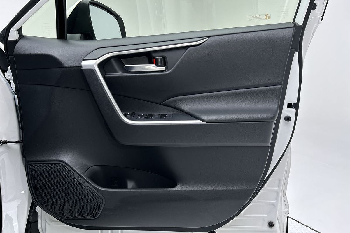 2022 Toyota RAV4 GXL MXAA52R