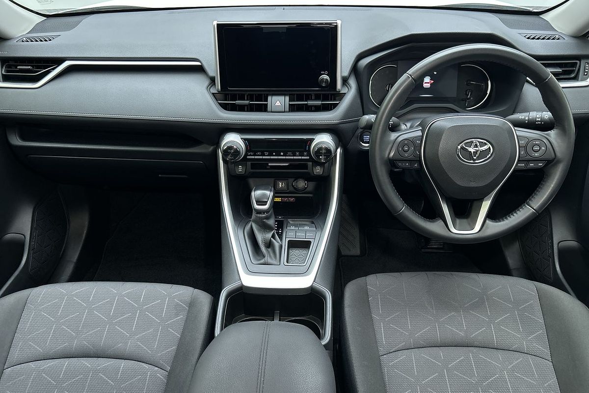 2022 Toyota RAV4 GXL MXAA52R