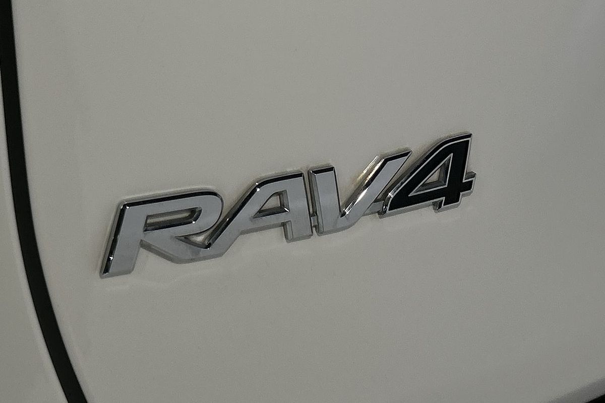 2022 Toyota RAV4 GXL MXAA52R