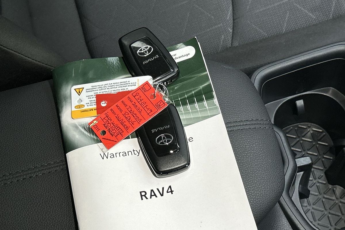 2022 Toyota RAV4 GXL MXAA52R