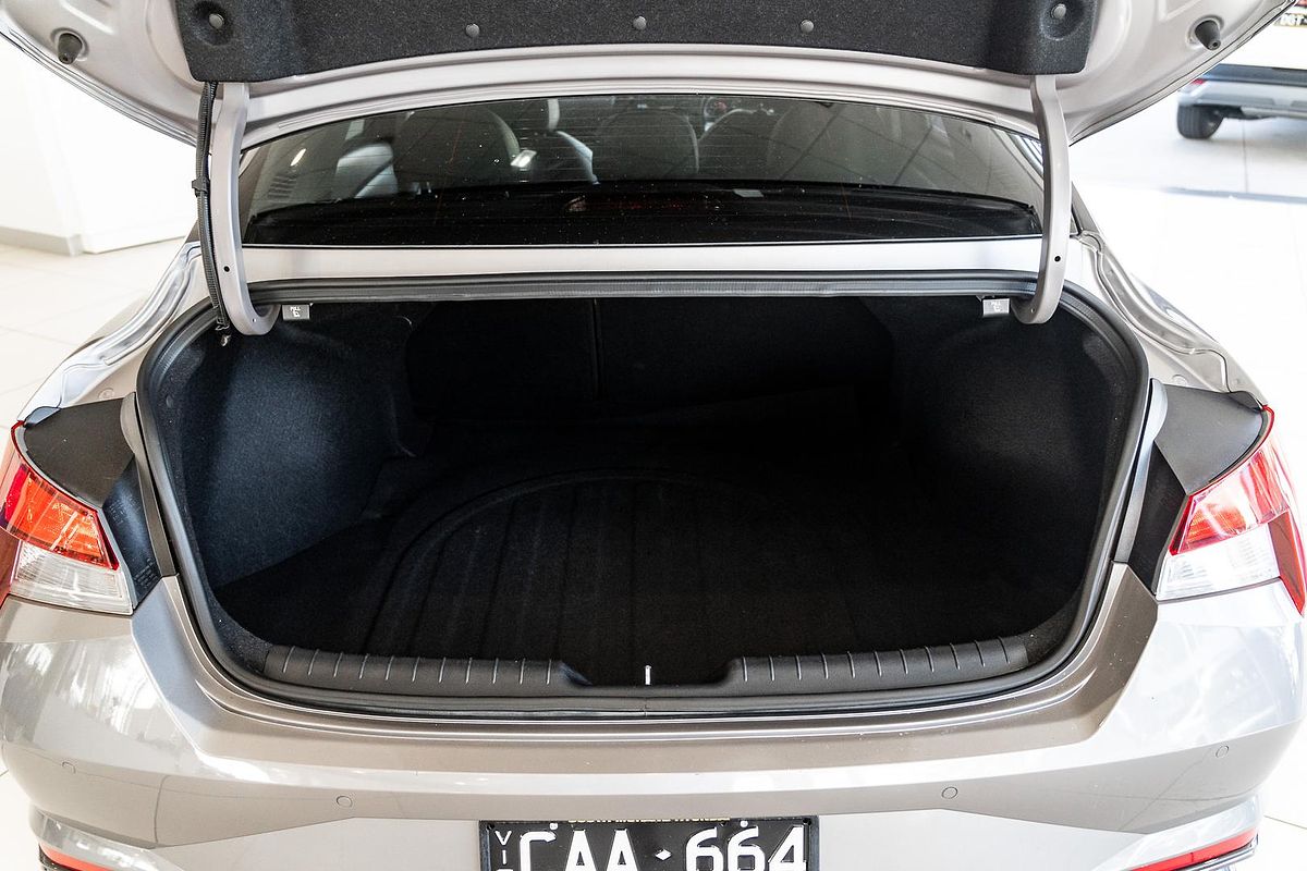 2022 Hyundai i30 Active CN7.V1