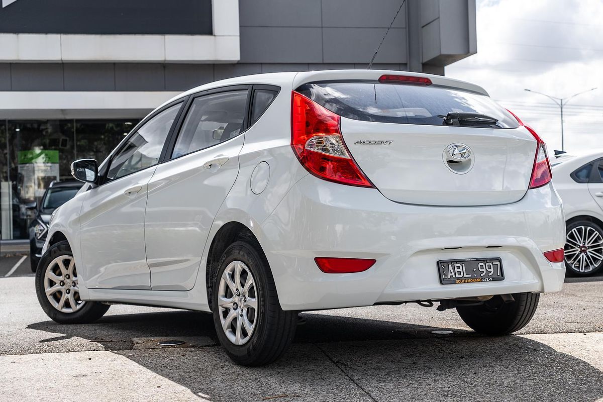 2014 Hyundai Accent Active RB2