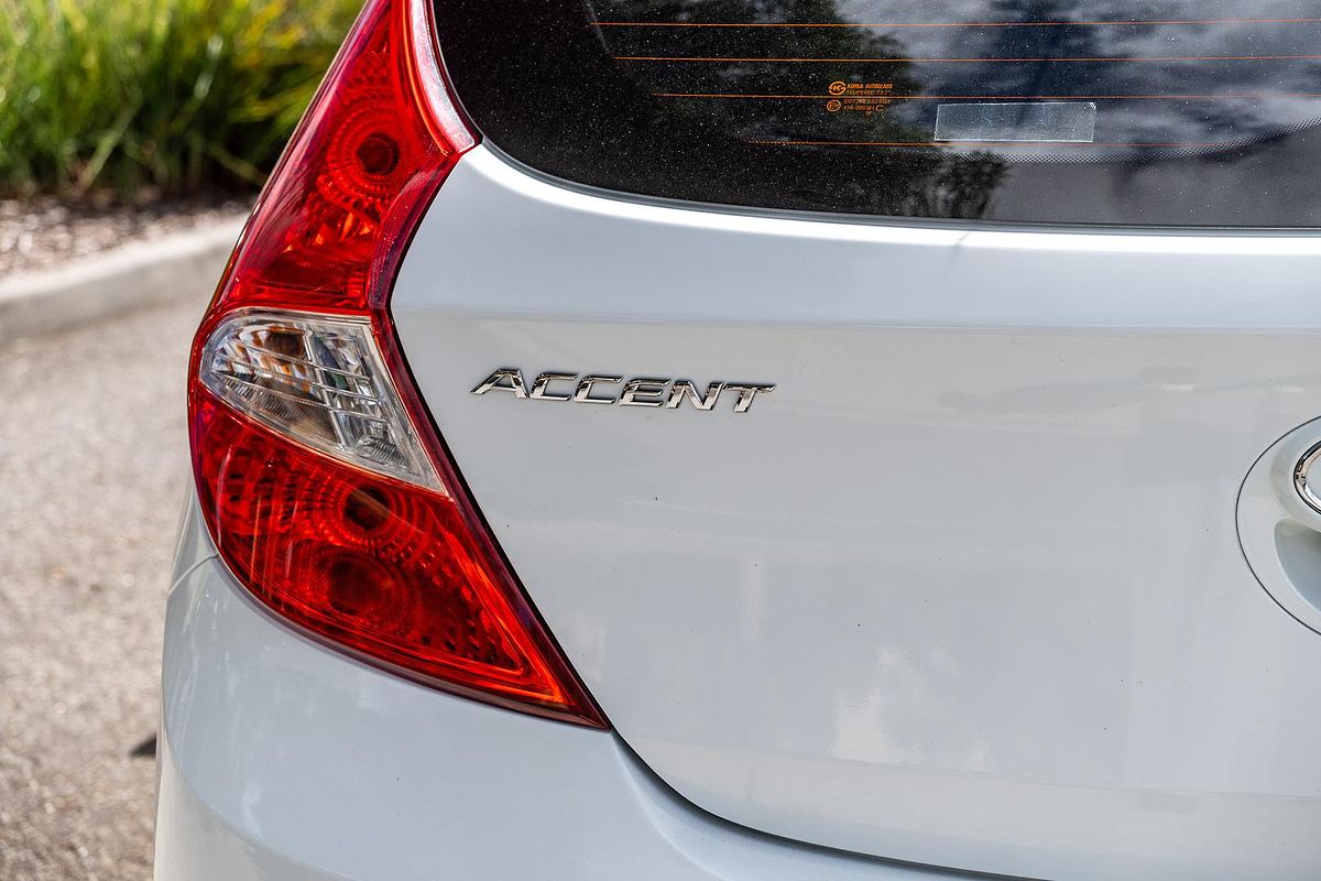 2014 Hyundai Accent Active RB2