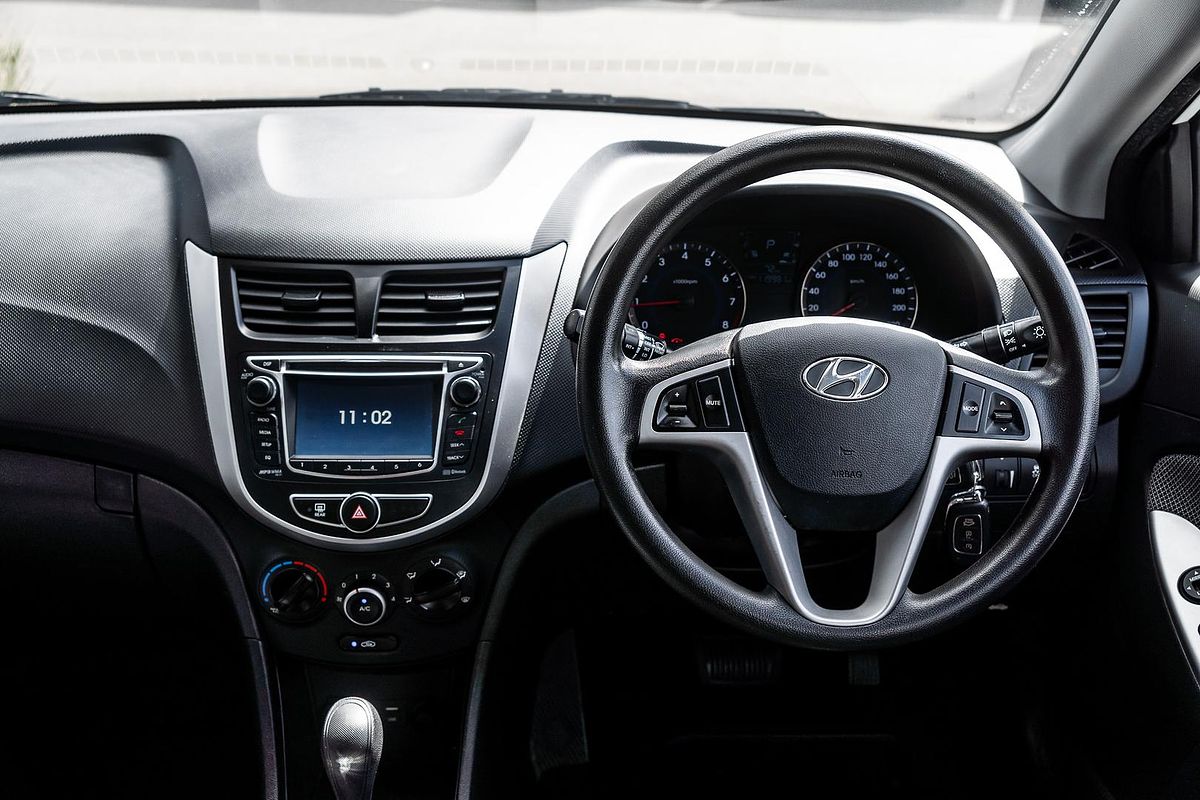 2014 Hyundai Accent Active RB2