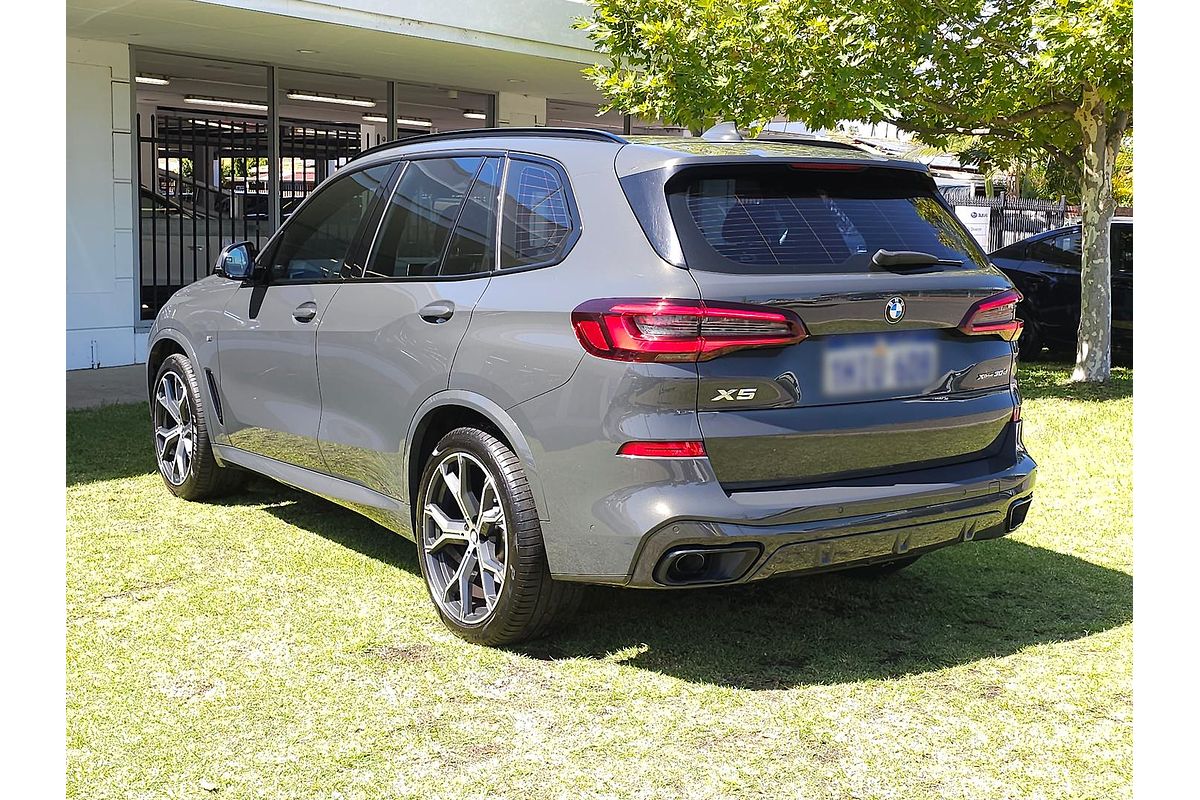 2022 BMW X5 xDrive30d M Sport G05