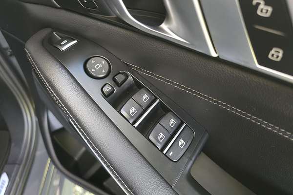 2022 BMW X5 xDrive30d M Sport G05