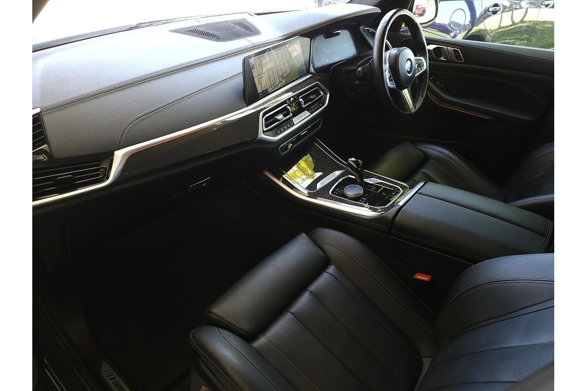 2022 BMW X5 xDrive30d M Sport G05