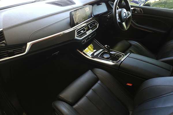 2022 BMW X5 xDrive30d M Sport G05