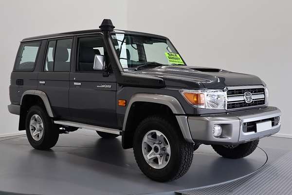 2022 Toyota Landcruiser GXL VDJ76R
