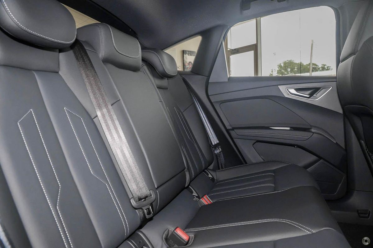 2024 Audi Q4 e-tron 55 F4