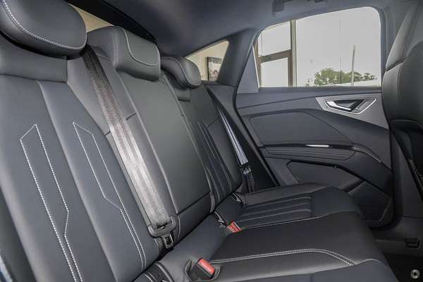 2024 Audi Q4 e-tron 55 F4