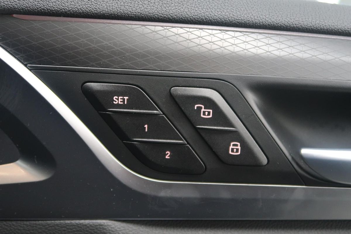 2024 BMW iX3 M Sport G08