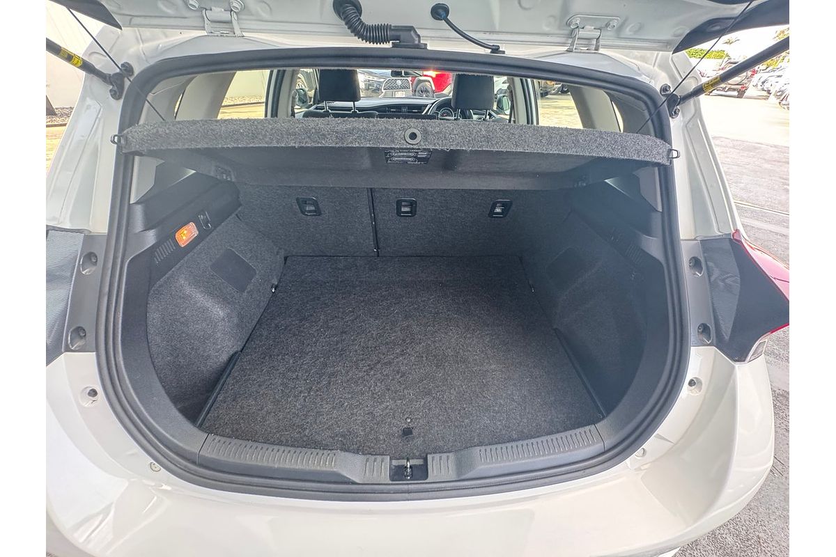 2016 Toyota Corolla ZRE182R MY15