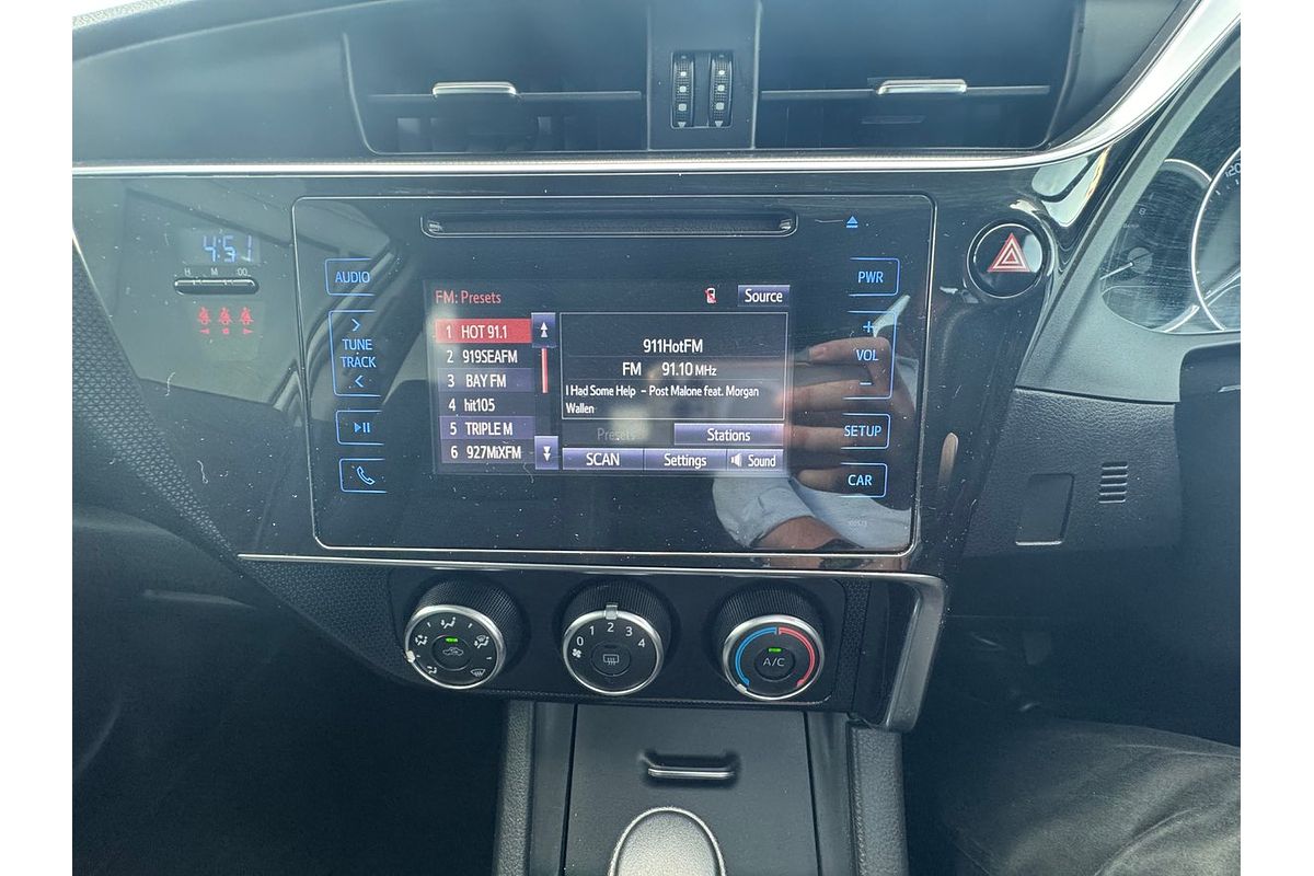 2016 Toyota Corolla ZRE182R MY15