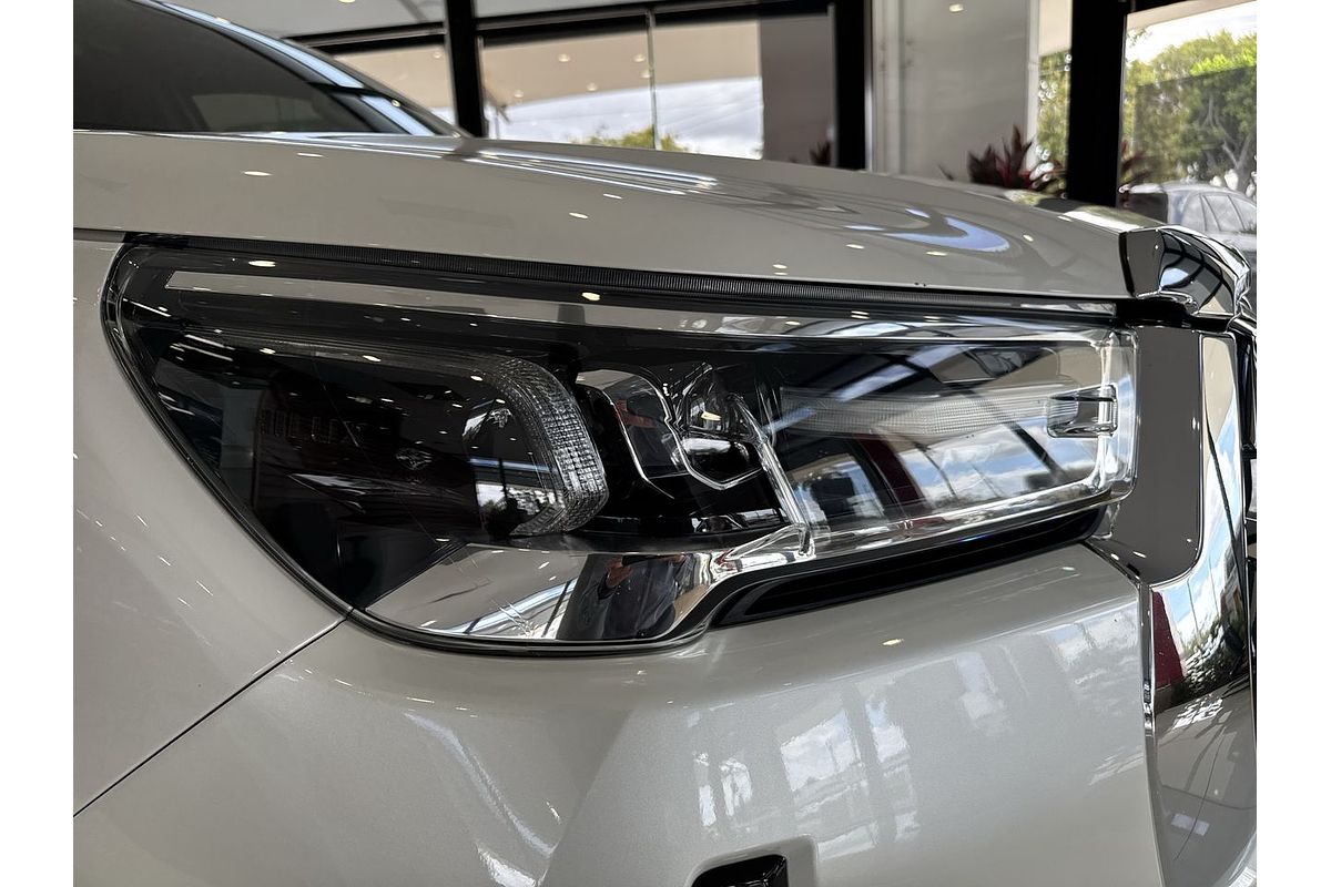 2021 Toyota Hilux SR5 GUN126R 4X4