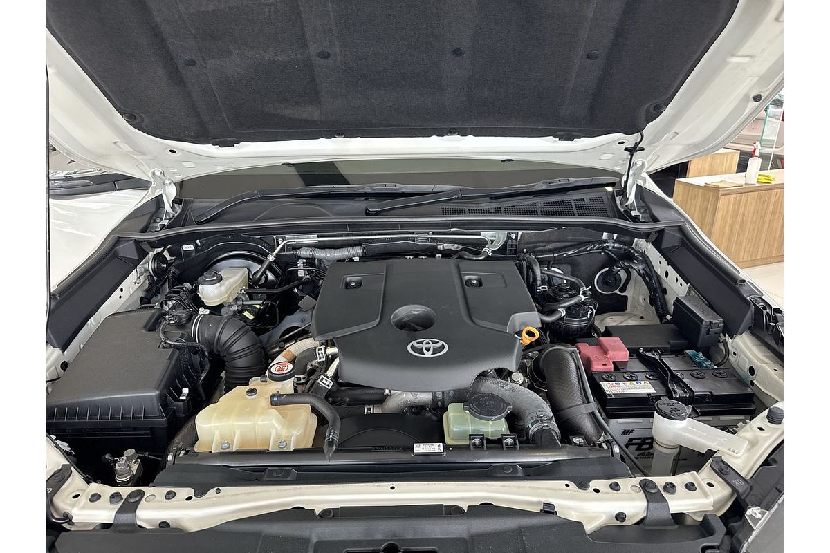 2021 Toyota Hilux SR5 GUN126R 4X4